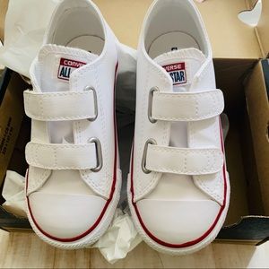 💙BNIB Infant Boys Converse Shoes!!!💙